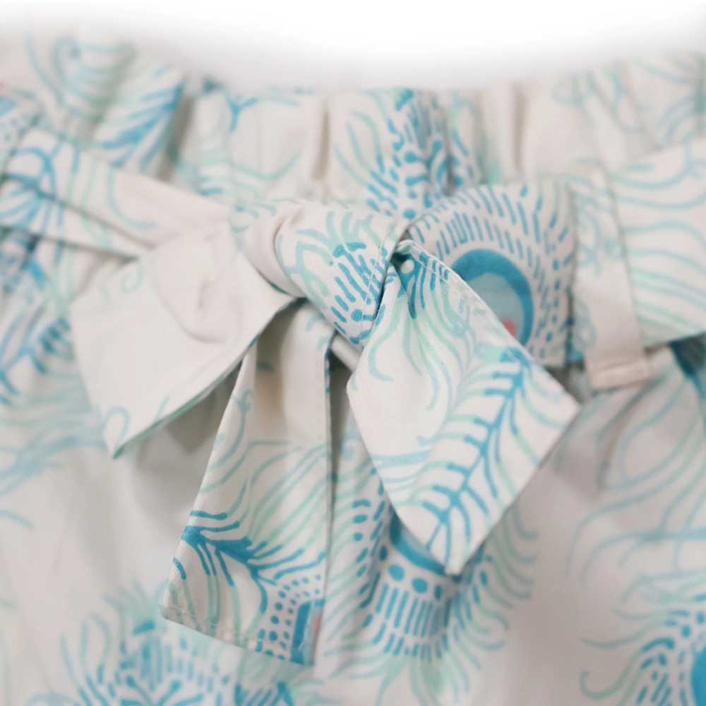 Lucy & Sam Kids Peacock Woven Shorts - White