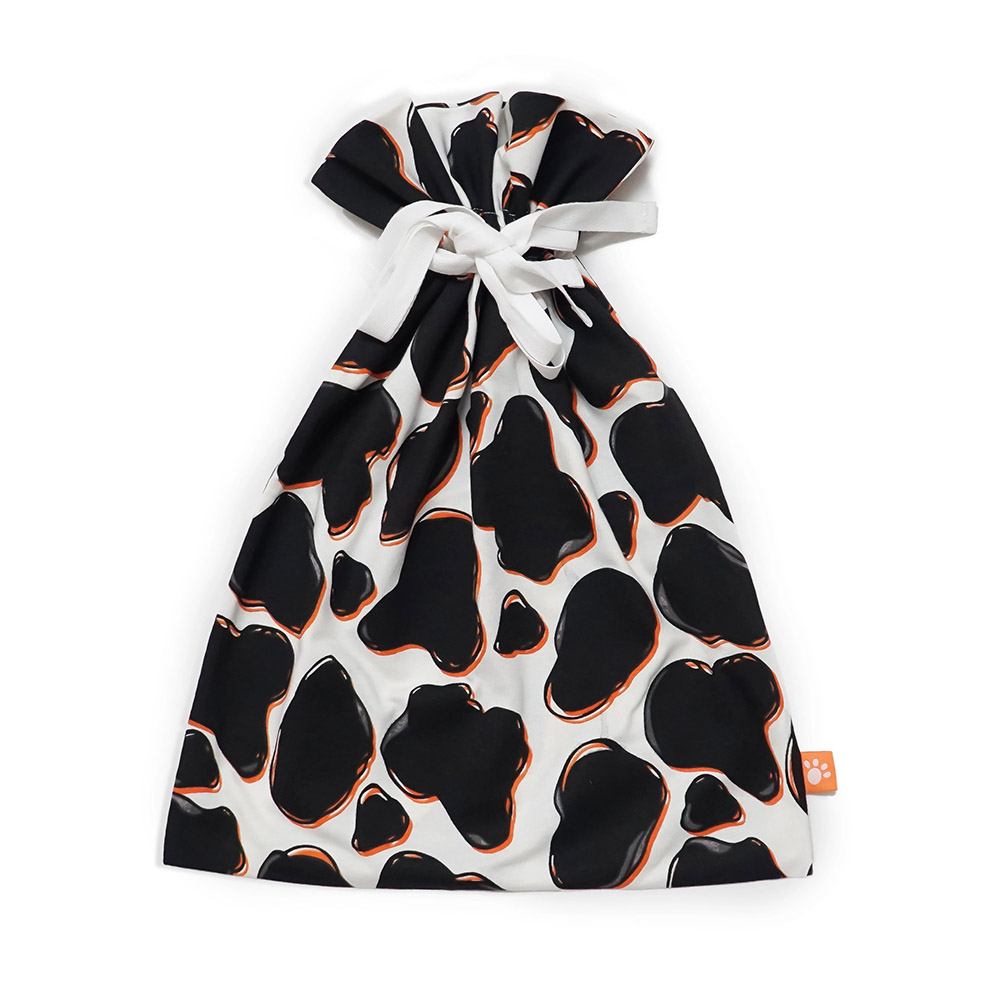 Lucy & Sam Baby Cow Babygrow with Bib, Hat and Drawstring Bag