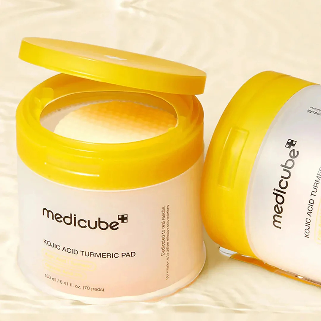 Medicube - Toner Pads Kojic Acid Turmeric Clarifying Toner Pad - 70 Pc Set