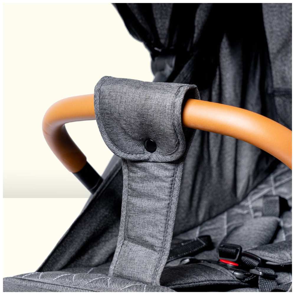 Molody - Travel Stroller w/ Mosquito Net - Black