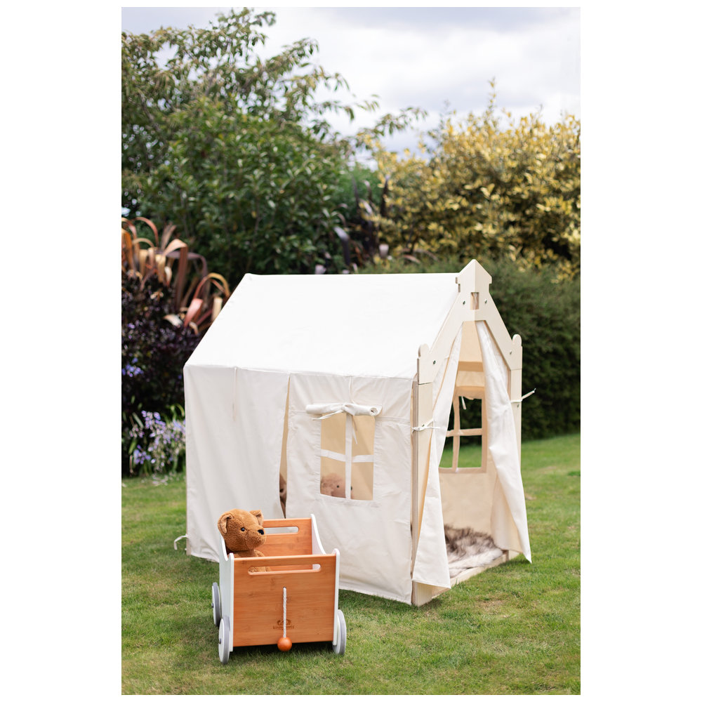 Kinderfeets - Wooden Play House - Haarlem