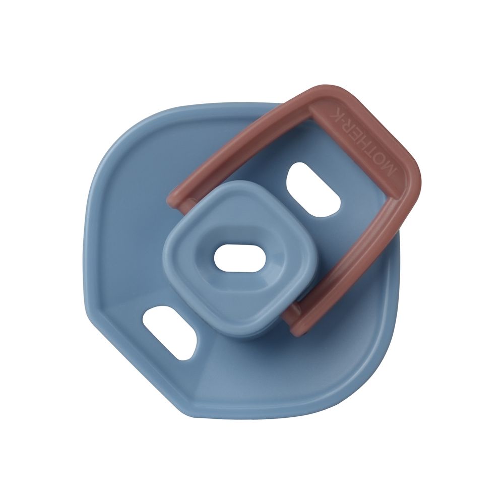 Mother-K - Silicone Pacifier With Case - Step2