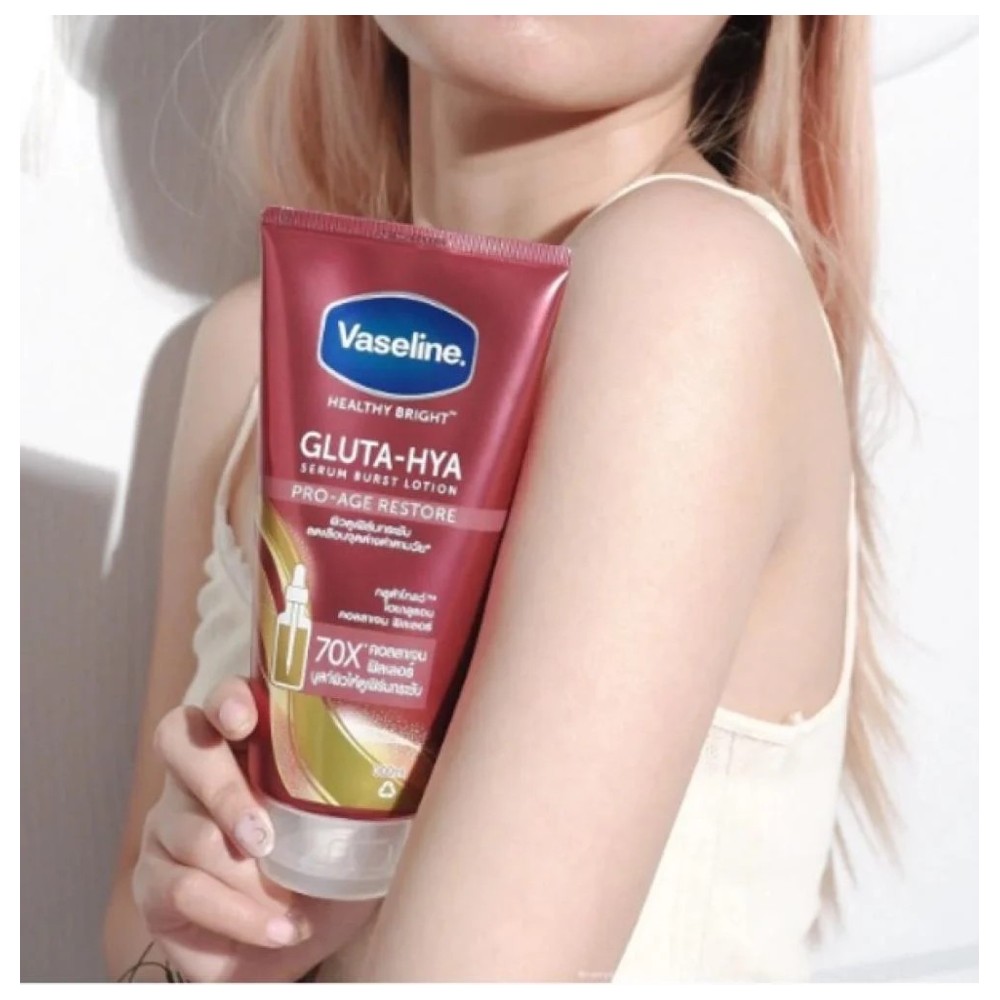 Vaseline - Gluta-Hya Serum Burst Lotion - Pro-Age Restore - 300 ml - Pack of 2