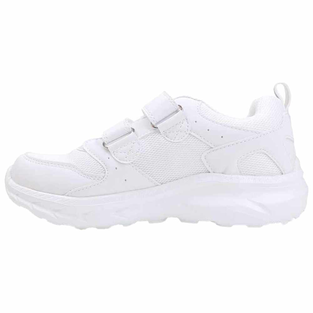 Umbro Flair VC Junior Performance Shoes - White