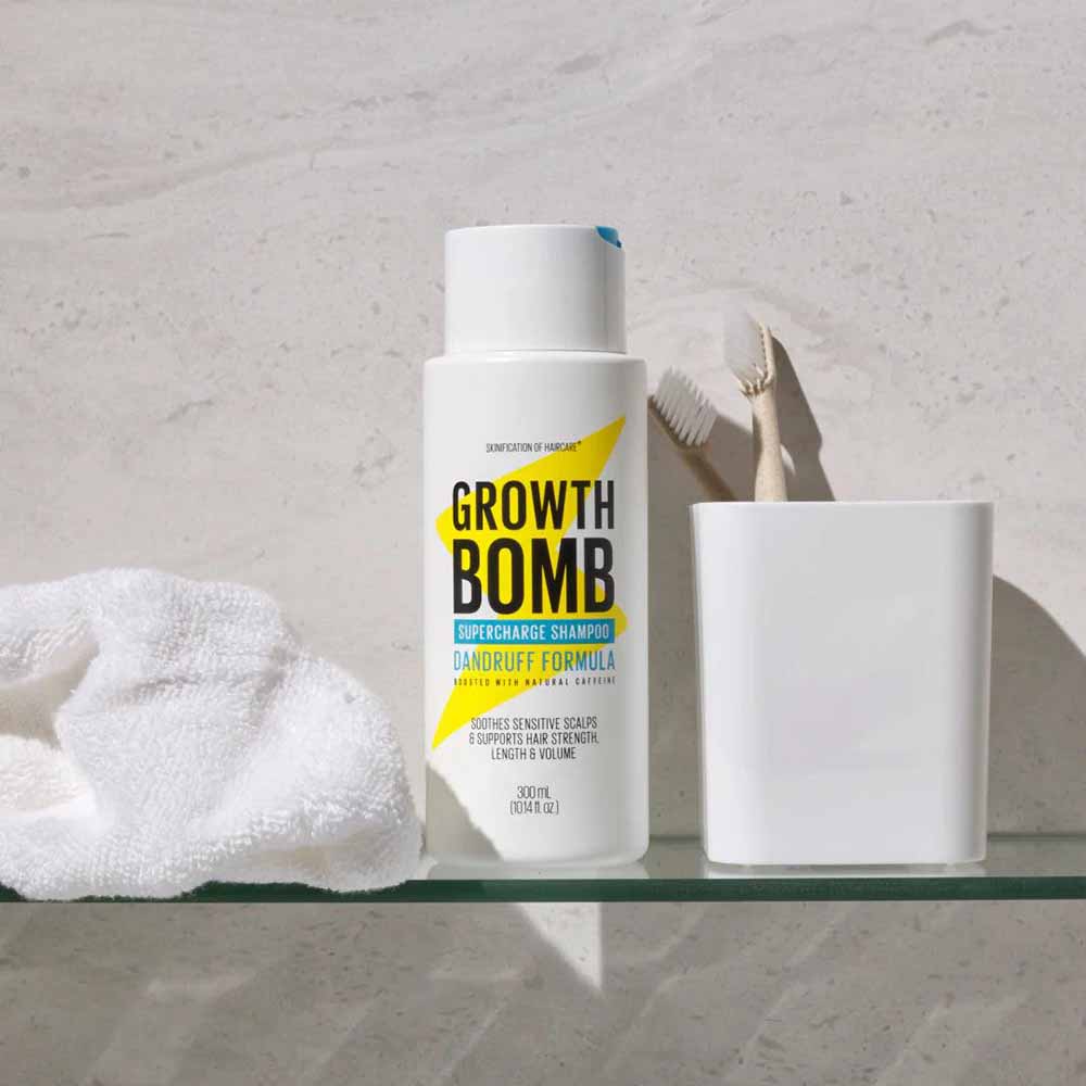 Growth Bomb - Dandruff Formula Supercharge Shampoo - 300 ml