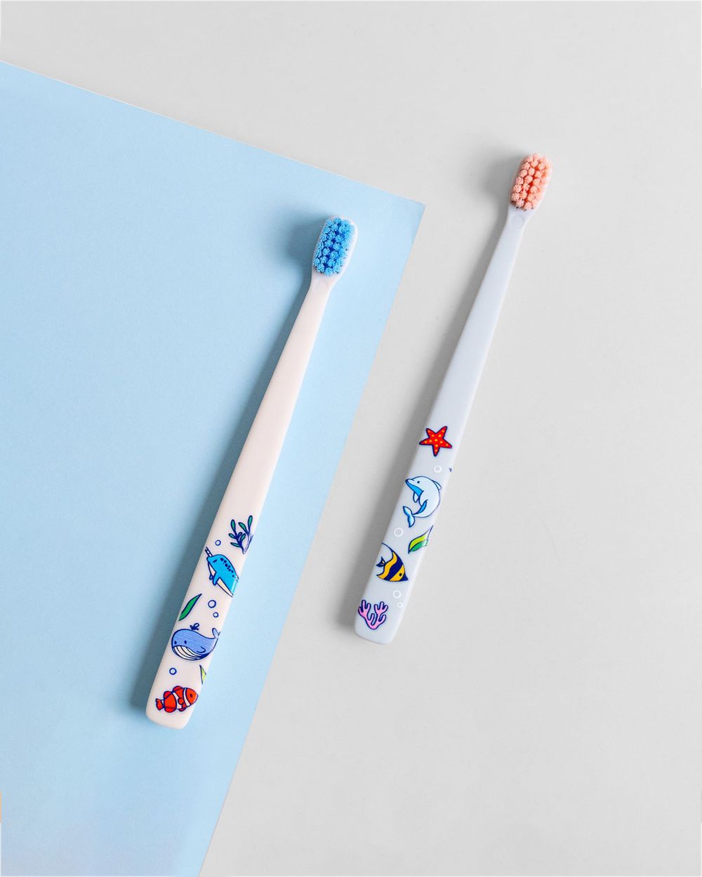 Flipper - Kids' Twigo Ocean Friends Toothbrush Set - Winter Blue/Chiffon White - 2 Pcs