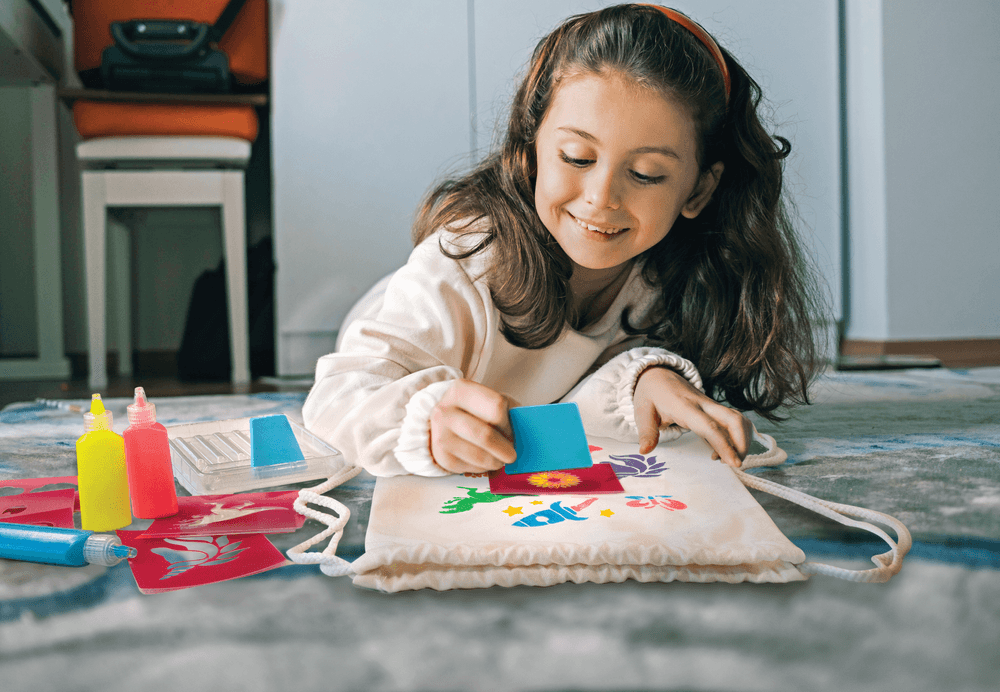 4M - KidzMaker Stencil Backpack Printing Craft Kit - Multicolor