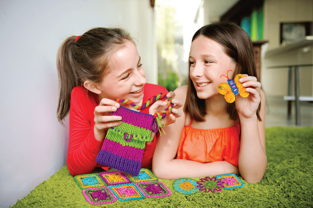 4M - STEAM Powered Kids Knitting & Crochet Craft Kit - Multicolor
