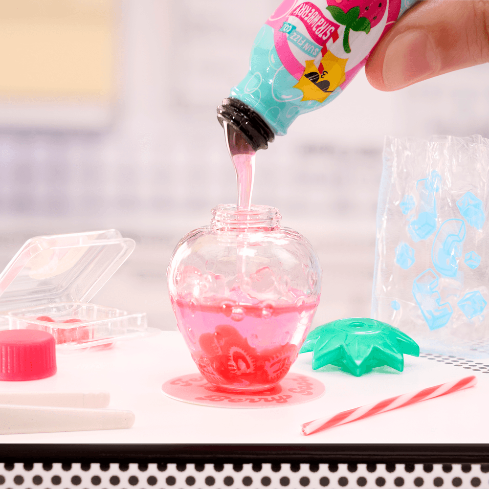 MGA's Miniverse - Make It Mini Foods Cafe - Series 5 - 1pc