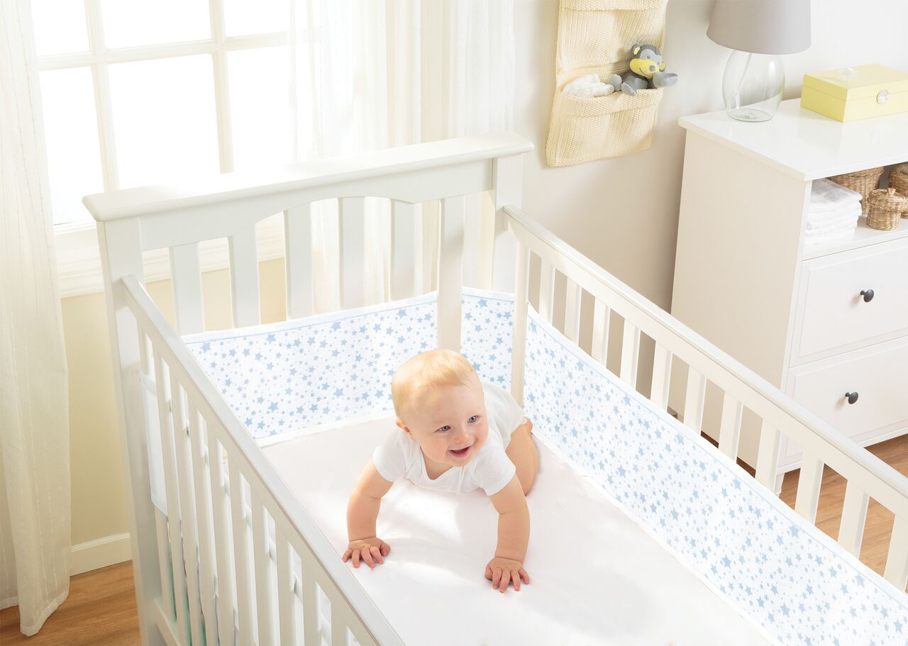 BreathableBaby-Mesh Liner Twinkle Twinkle,White With Blue Star