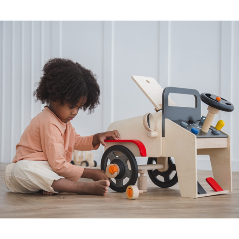 Plan Toys - Motor Mechanic