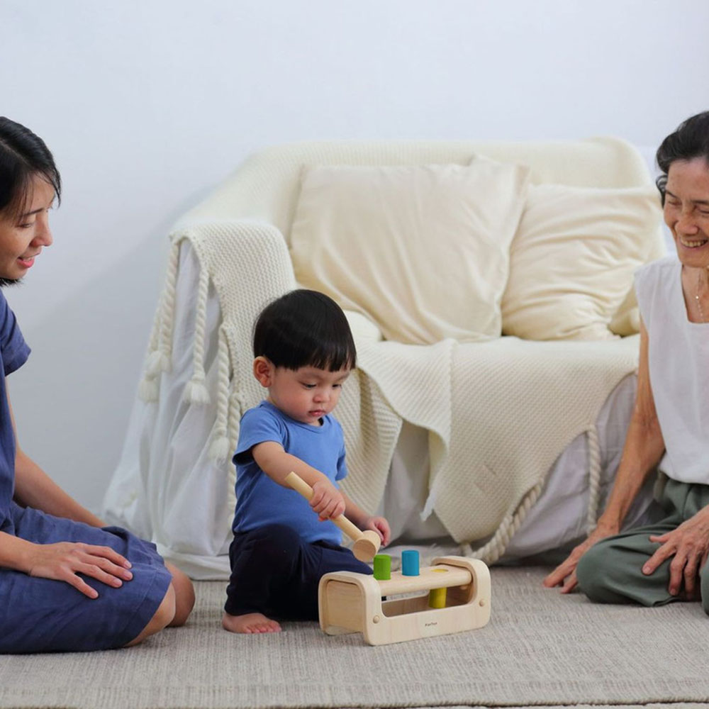 Plan Toys - Pounding Bench