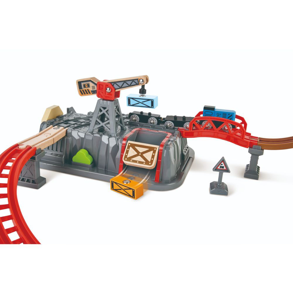 Hape - Personalized Railway Bucket Builder Playset