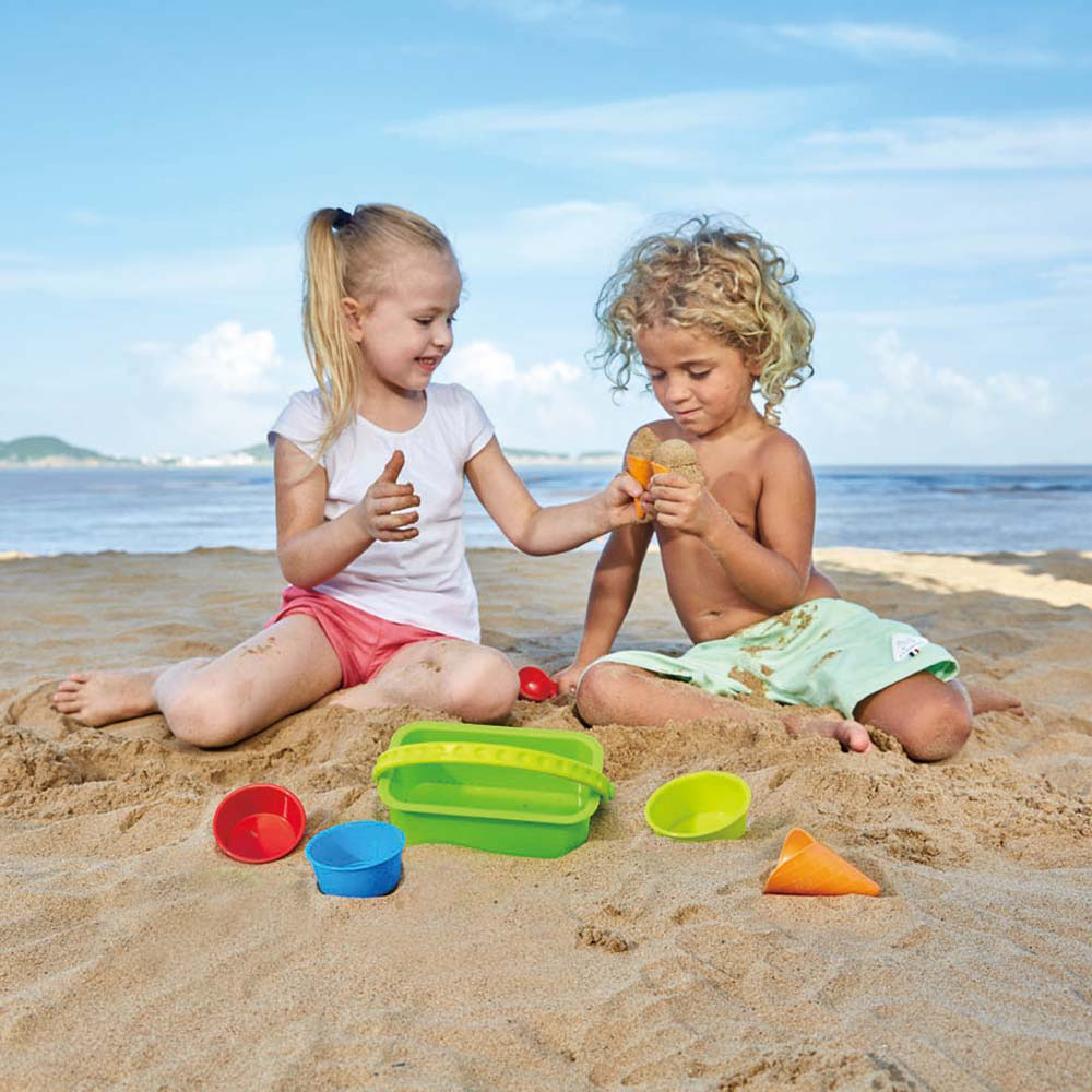 Hape - Personalized Ice Cream Shop Beach And Sand Toy Set - 8 Pc Set
