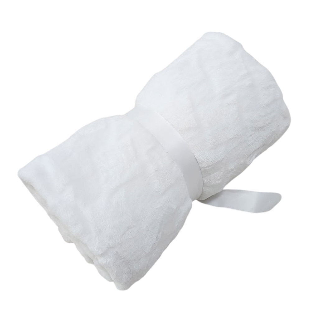 Kinder Valley - Soft Fleece Blanket - White