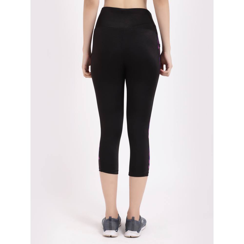 Studioactiv - Printed Summer Breeze Capri - Black Purple