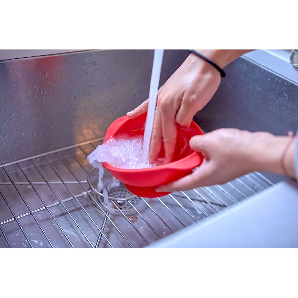 Marcus & Marcus Silicone Suction Bowl With Lid - Marcus