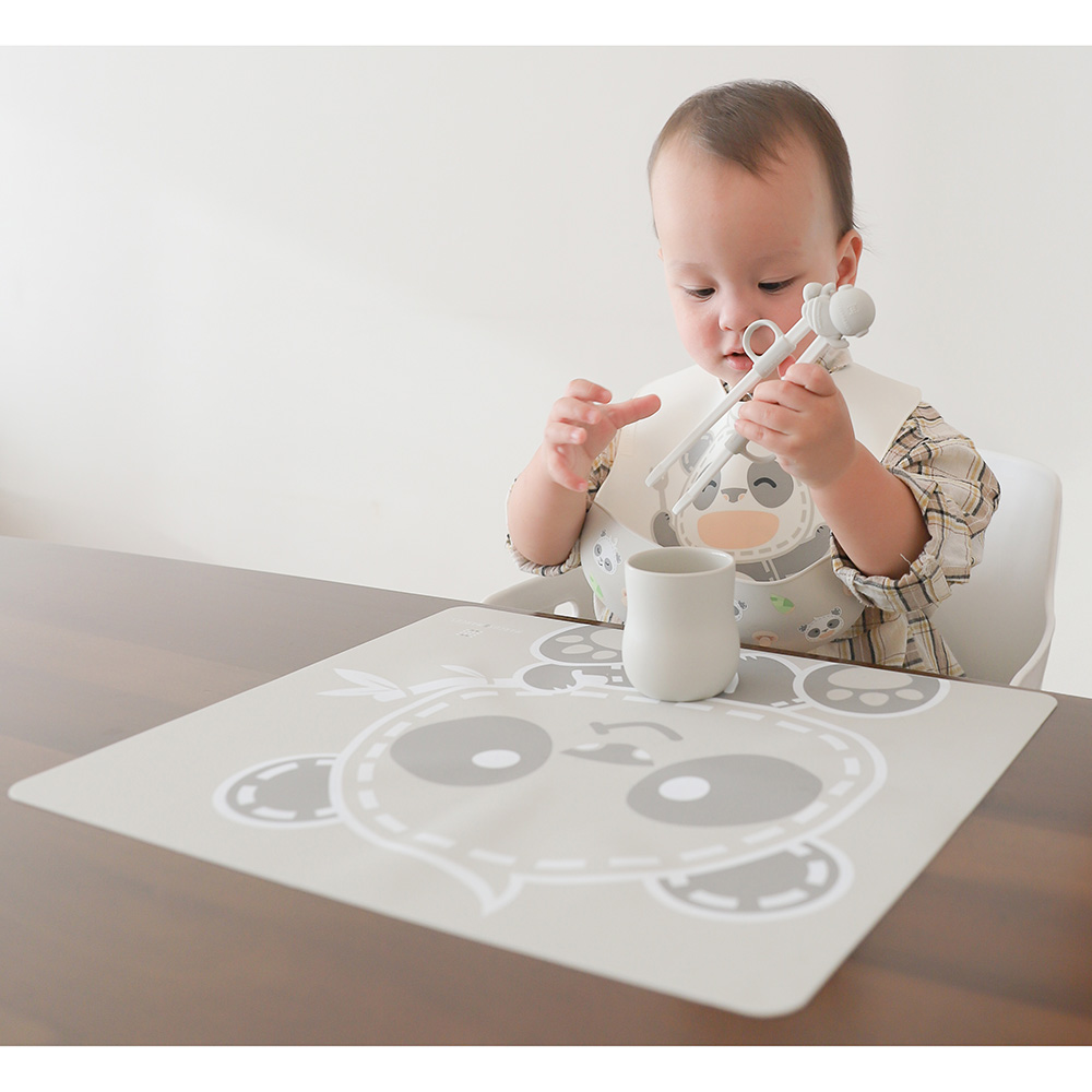 Marcus & Marcus Placemat - Pebble