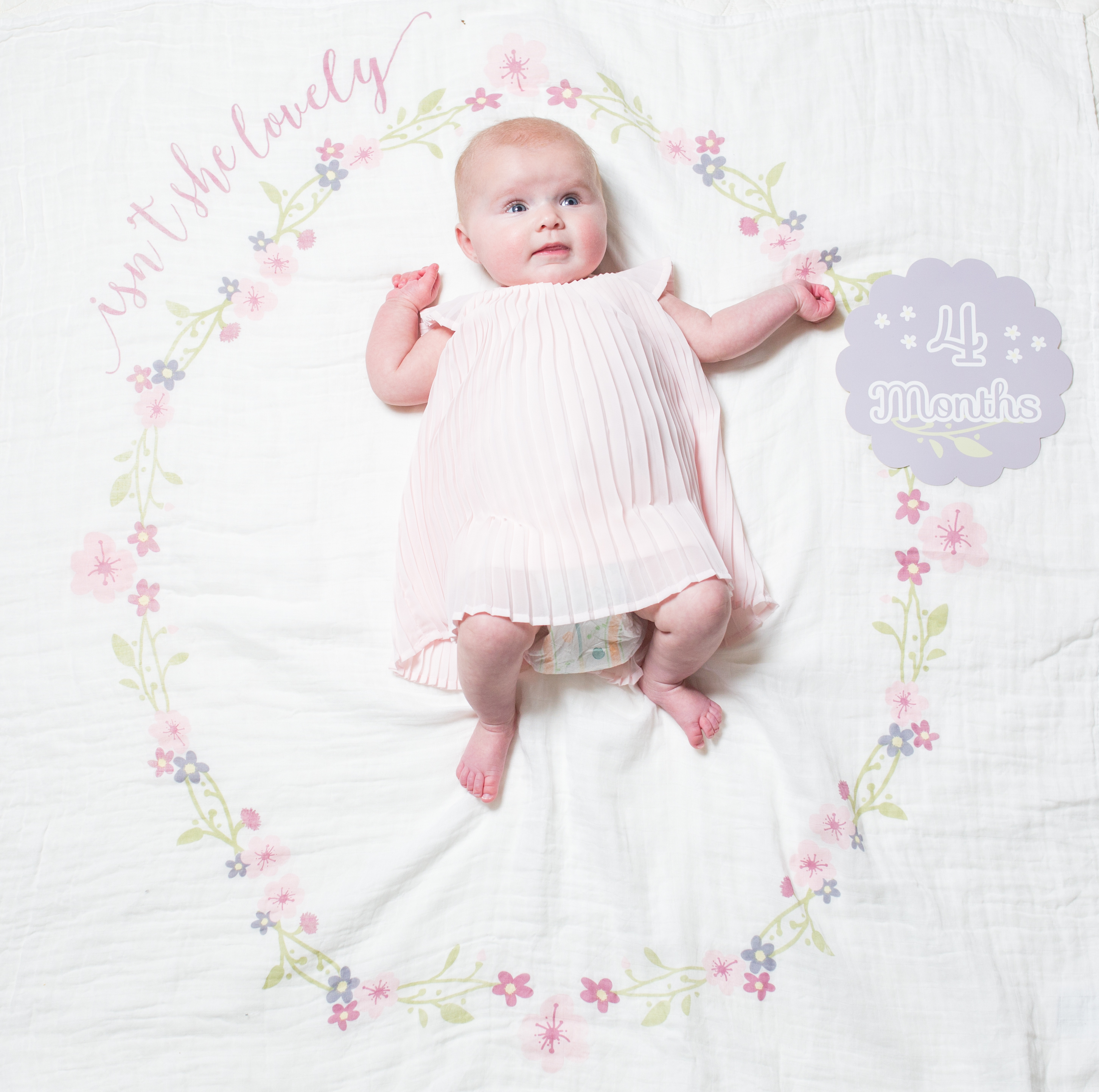Lulujo - Baby's First Years Blanket & Cards - Isn't She Lovely