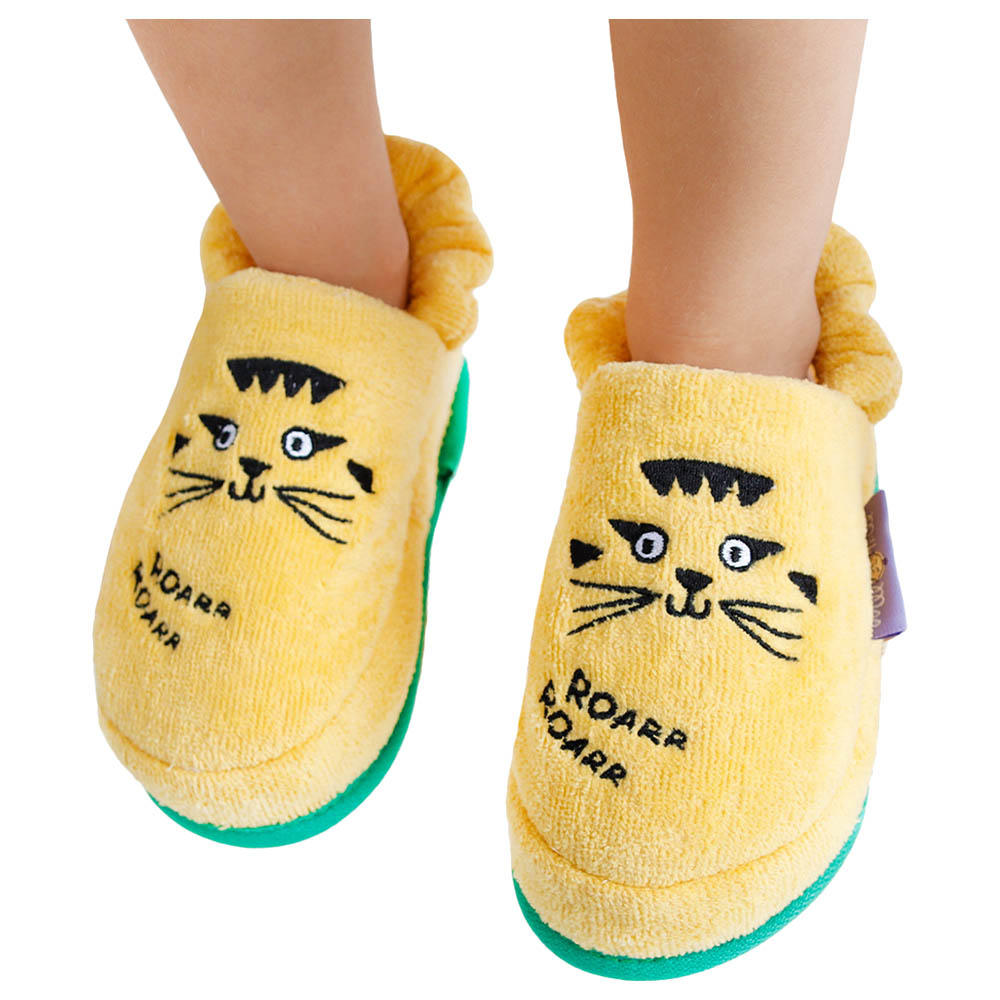 Milk&moo Skater Cheetah Kids Slippers - Yellow