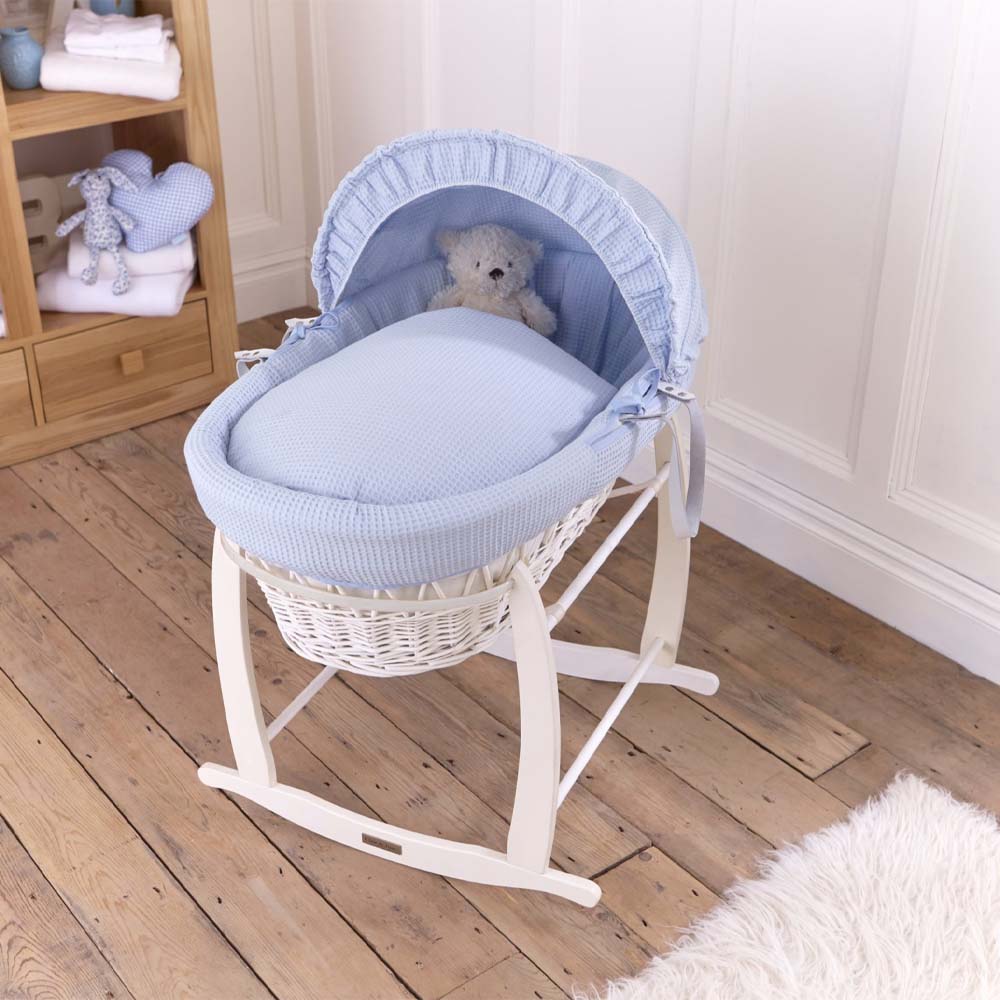 Clair de Lune Waffle White Wicker Moses Basket - Blue