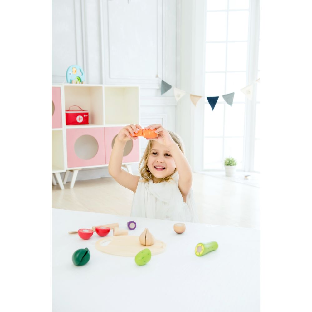 Classic World | Cutting Vegetable Toy Set | BPA Free | 2+ Years 
