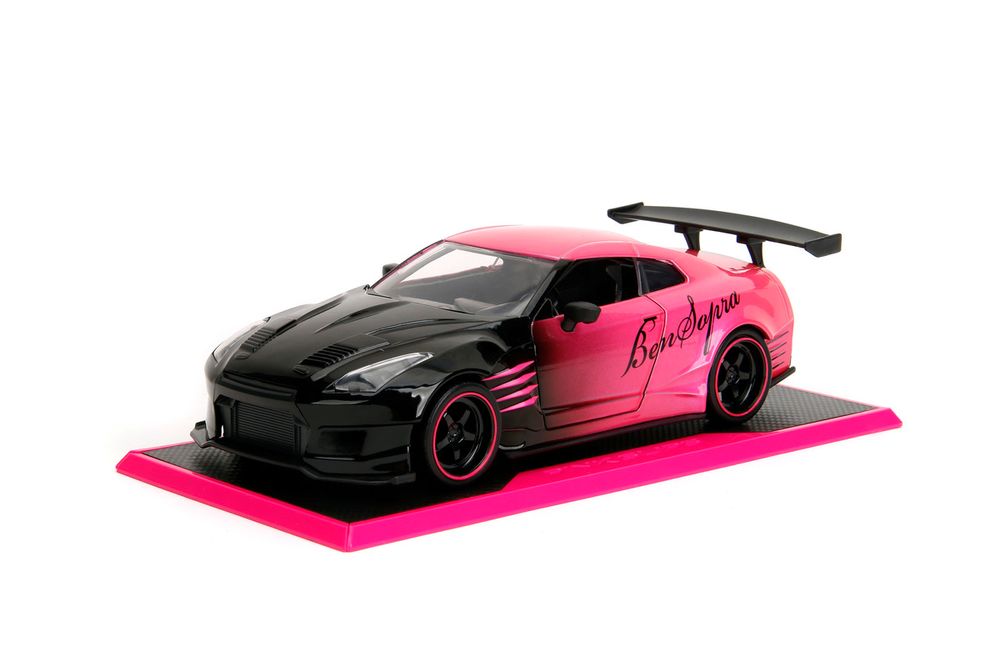 ミニカー JADA JDM Nissan GT-R (R35) 1/24 Jada 1/24 Scale 97036 - Fast & Furious 7 Brian's Nissan GT-R