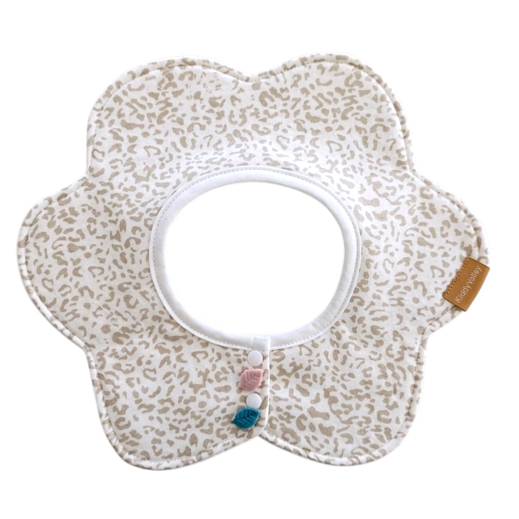 Kinder Valley - Premium Quilted Printed Bib - White