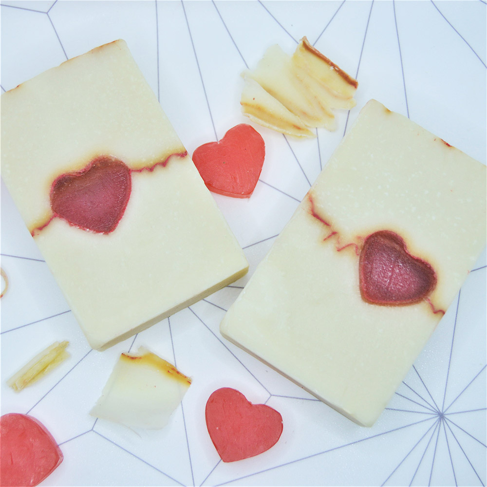 The Skin Concept - Handmade Premium Valentine Soap Bar - Heartbeat