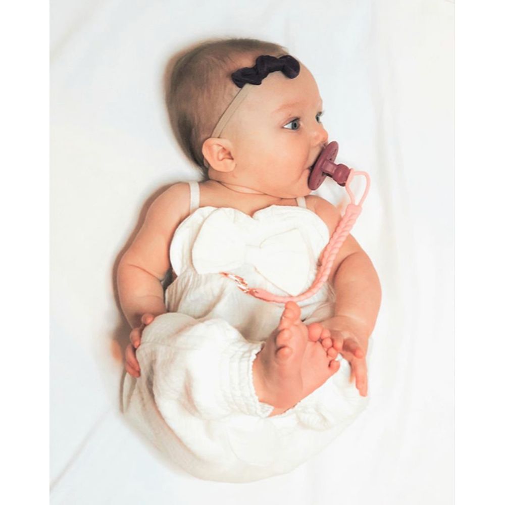 Itzy Ritzy - Silicone Pacifiers - Pack Of 2 - Sugarplum Bows
