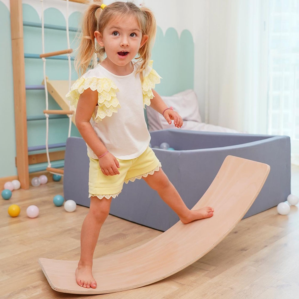 Ezzro - Natural Montessori Balance Board