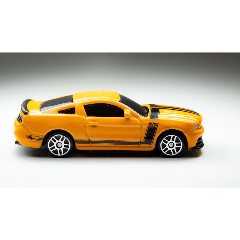 Maisto Fresh Metal - Diecast Car 3" - Ford Mustang Boss 302