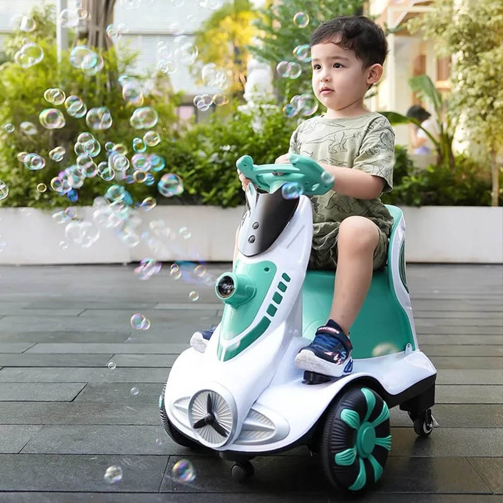 Pikkaboo - Toddler Four-Wheel Lights & Bubbles Electric Scooter - Green