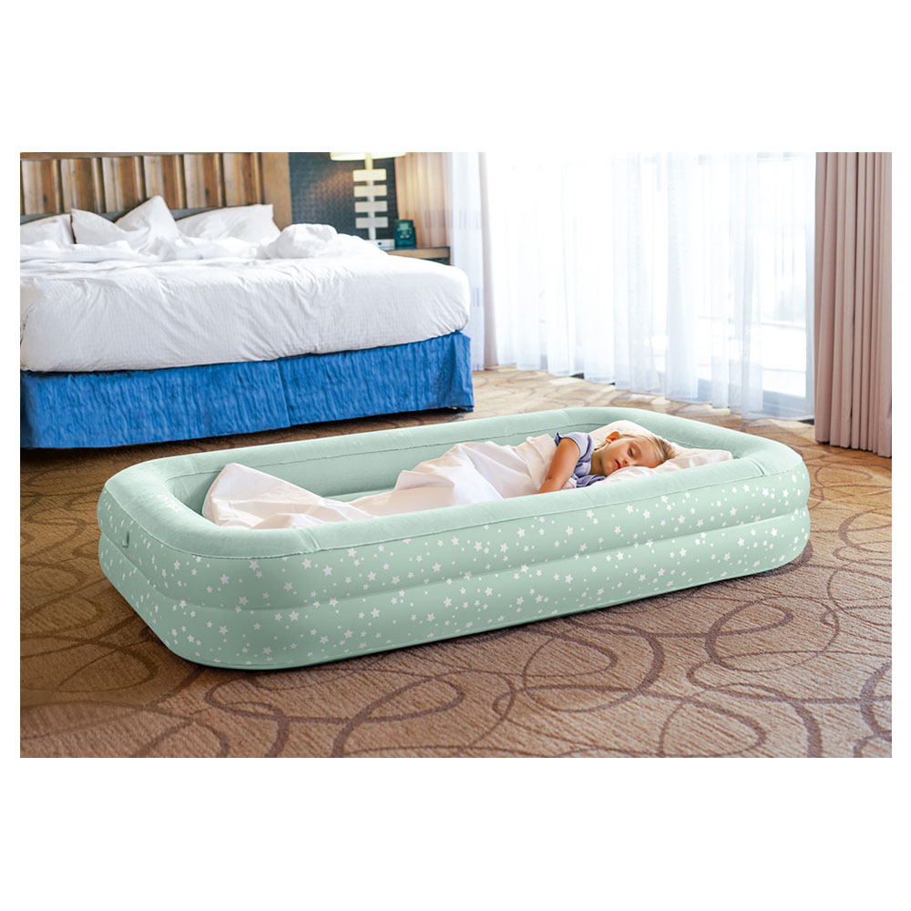 Intex - Kidz Travel Bed With Hand Pump - Stars