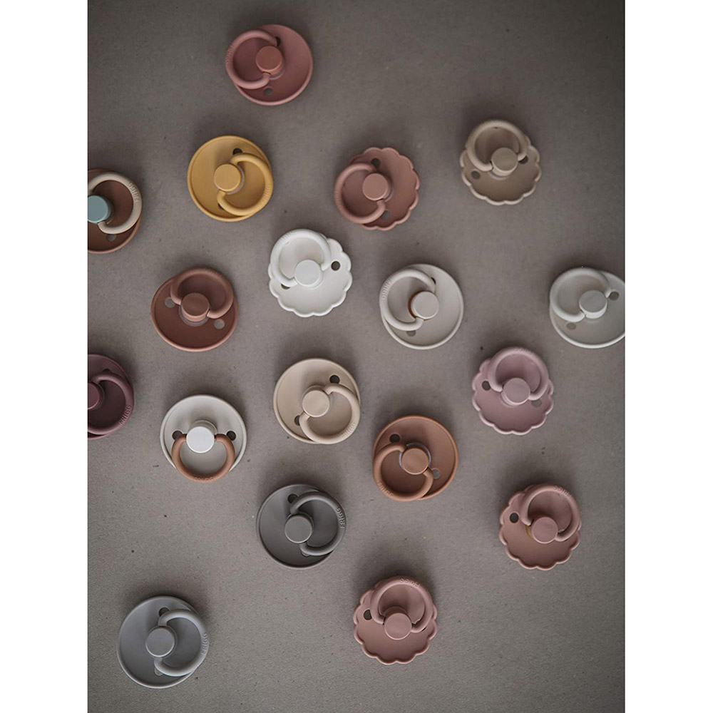FRIGG - Daisy Latex Pacifier 6-18M 2-Pack S2 - Woodchuck/Blush