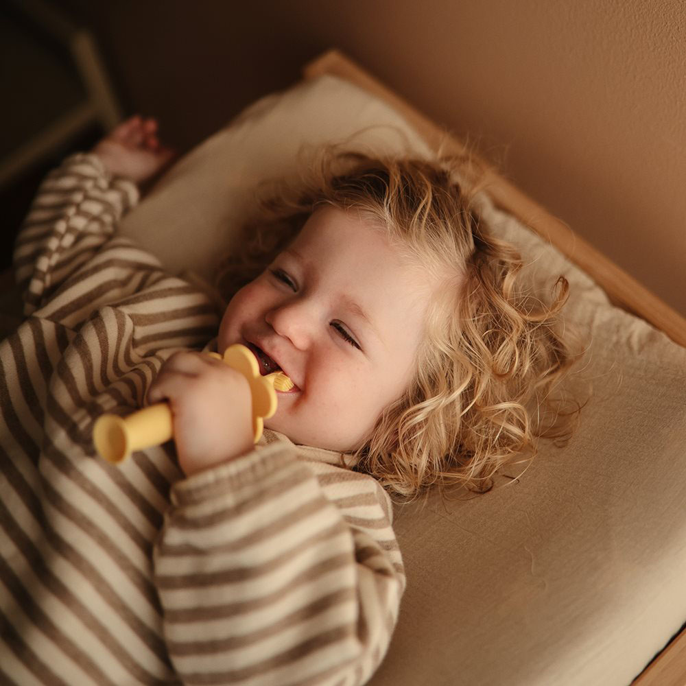 Mushie - Flower Training Toothbrush - Pale Daffodil