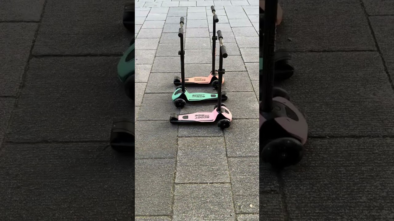 Scoot & Ride Highwaykick 5 LED Scooter – Peach