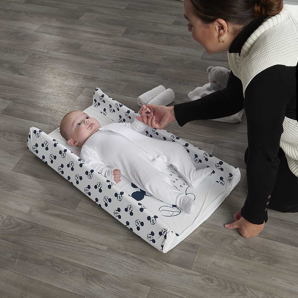 Kinder Valley - Disney Mickey Mouse Wedge Mat