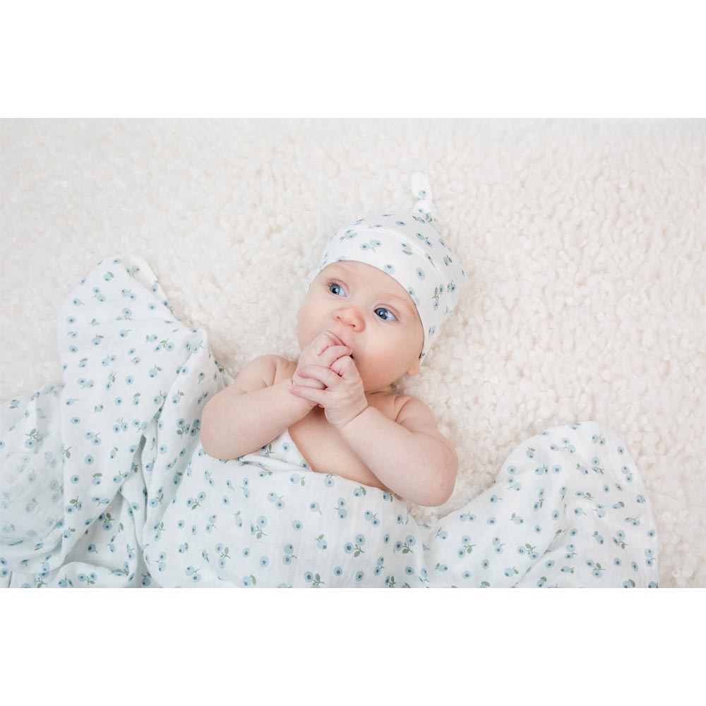 Lulujo - Bamboo Hat & Swaddle Blanket - Blueberries