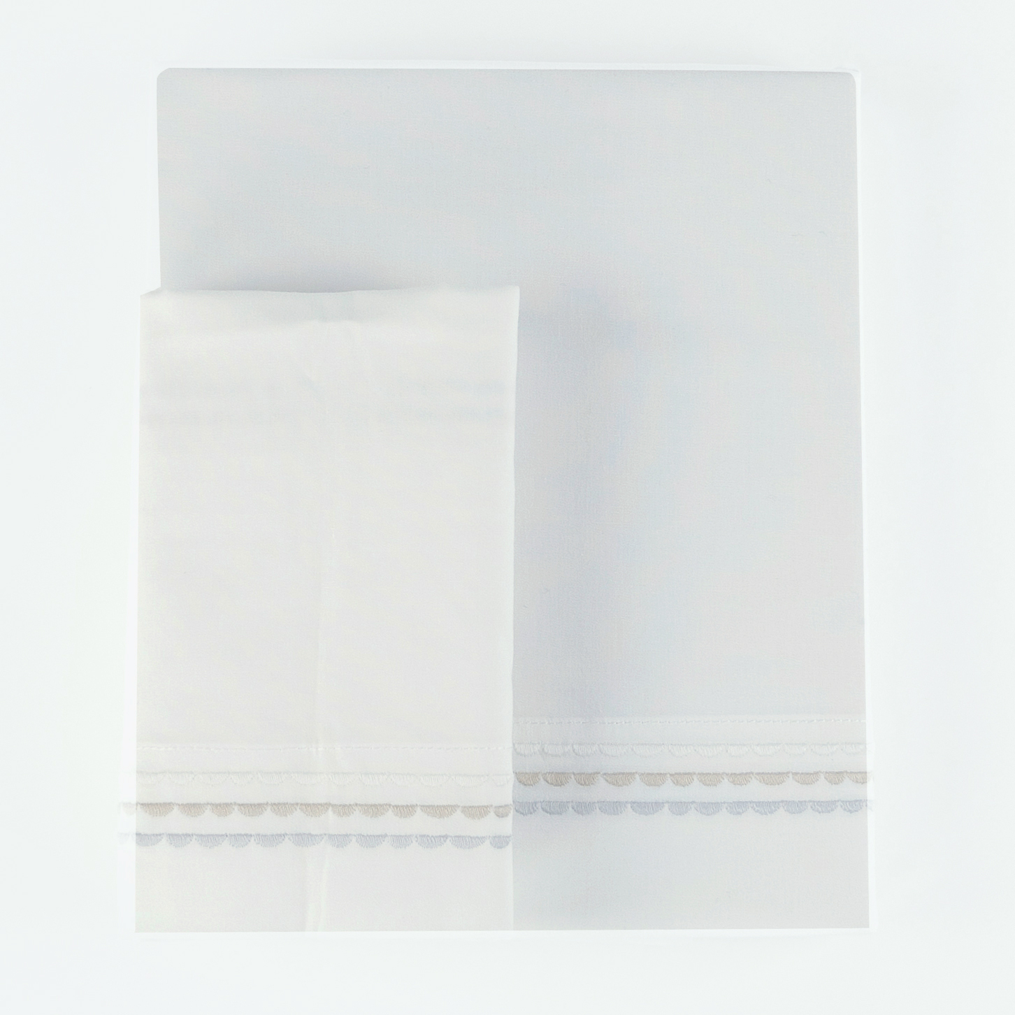 Bumble & Bird Embroidered Baby Bedding Set For Convertible Bed - 3pcs - Beige