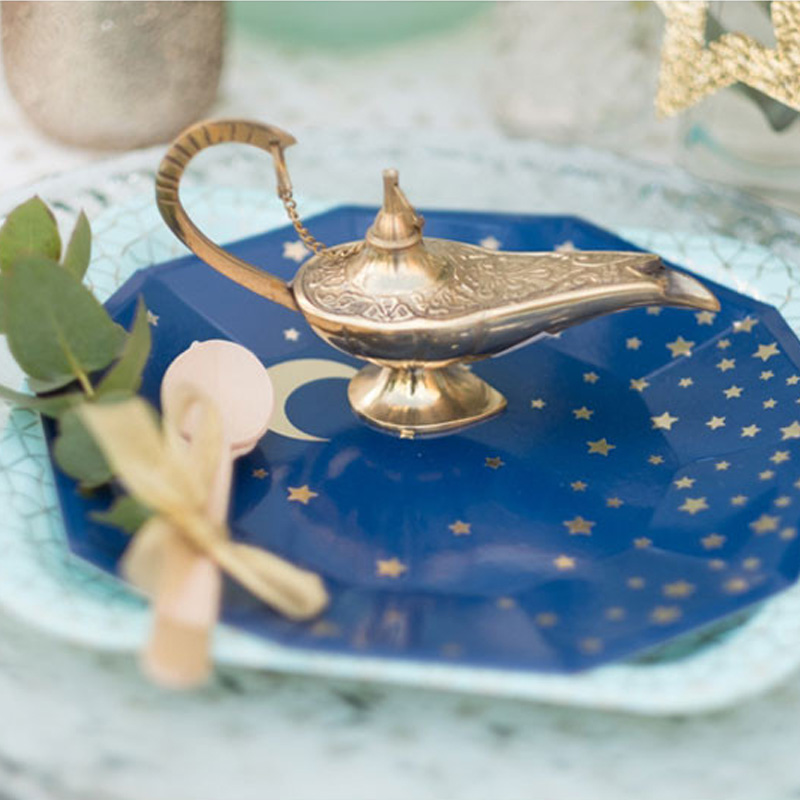 بارتي كاميل - أطباق مزينة بالنجوم والقمر - لارج - عدد 8 