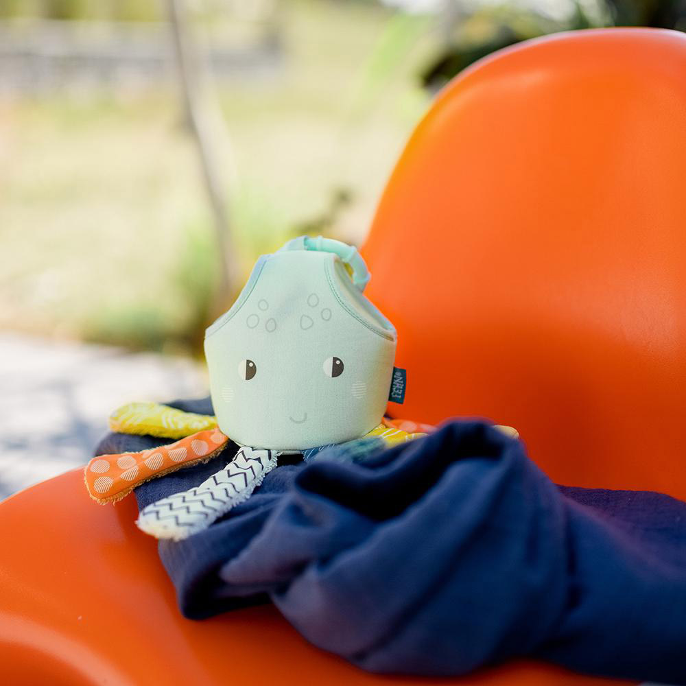 A Thousand & One Cuddles - Water Dispensing Octopus Bath Toy