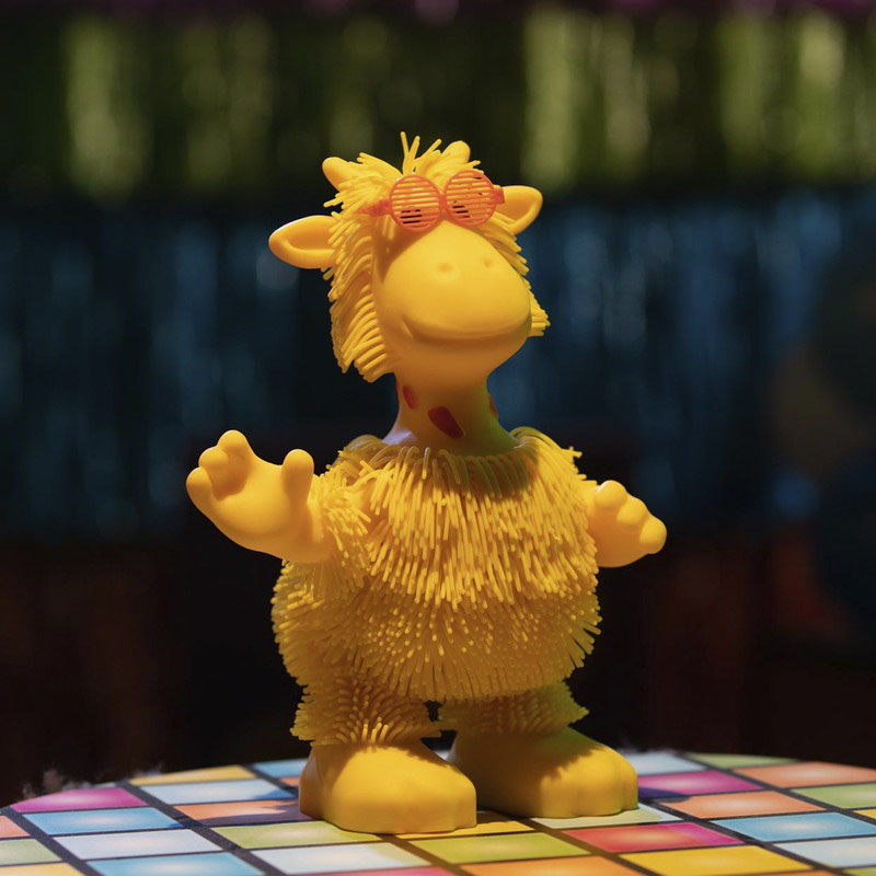 Jiggly Pup - Gigi The Rubbery Dancing Giraffe - 30.48cm