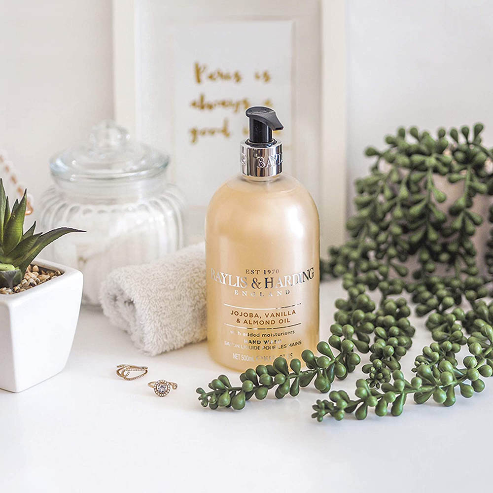 Baylis & Harding - Jojoba, Vanilla & Almond Oil Hand Wash - 500ml