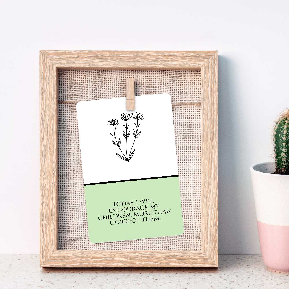 Twinkle And Giraffe Motherhood Plants Affirmation Cards 30C