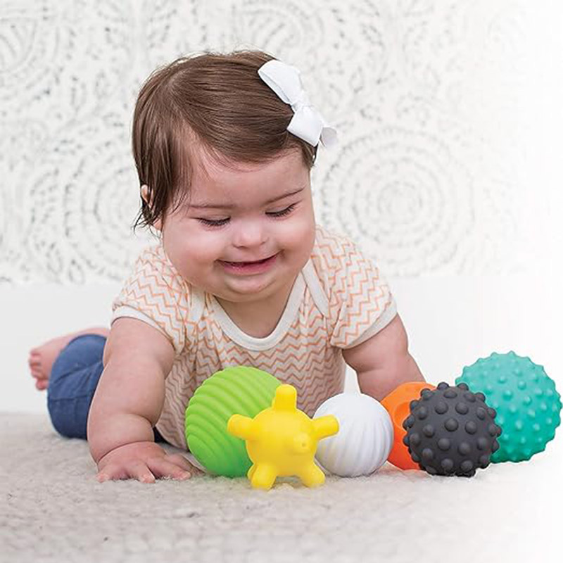 Infantino - Balls, Blocks & Buddies Activity Play Set - 20pcs