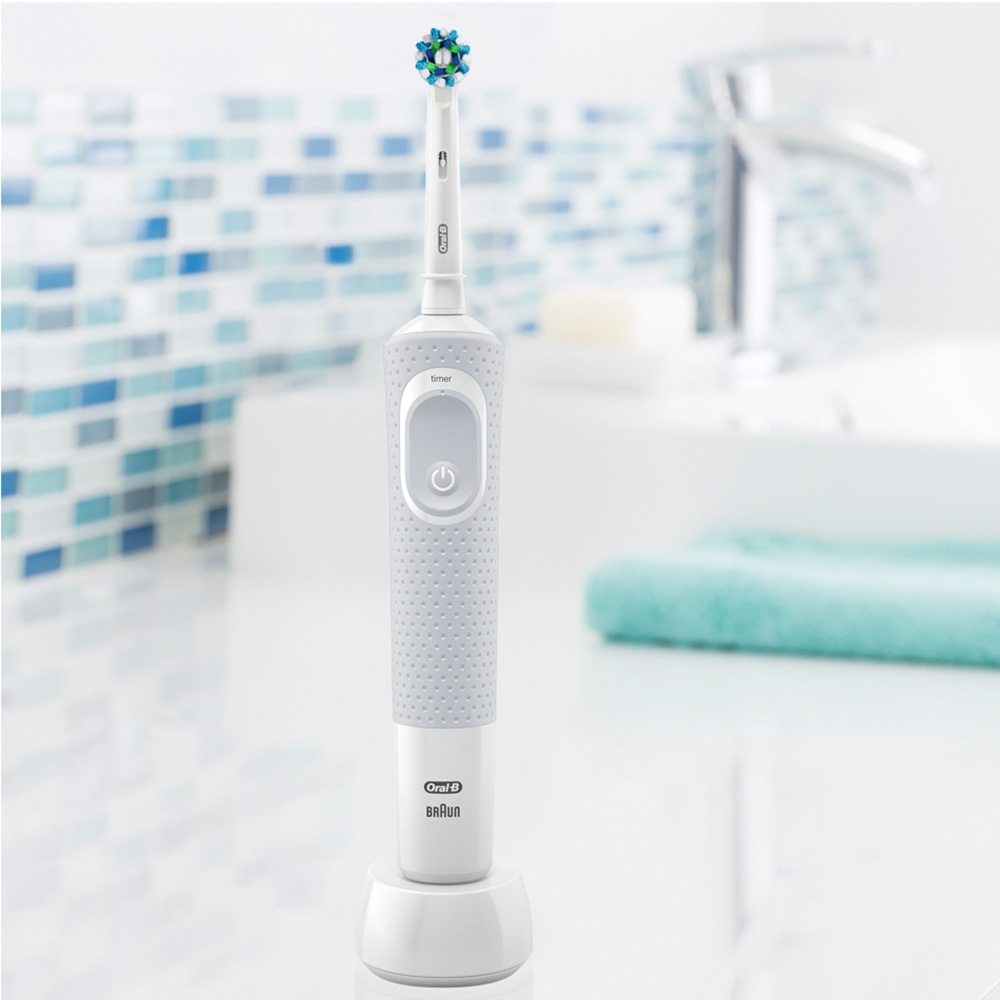 Oral B - D100.413.1 Box Rechargeable Toothbrush