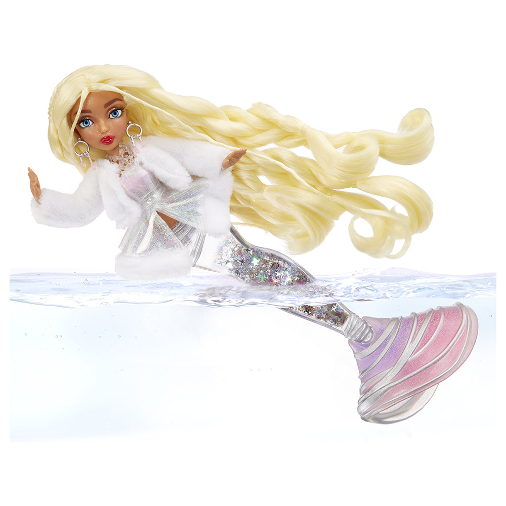 Mermaze Mermaidz - Winter Waves Gwen Fashion Doll with Accessories