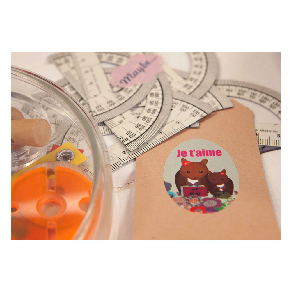 Mon Petit Art - Artists Vignette - Lovely